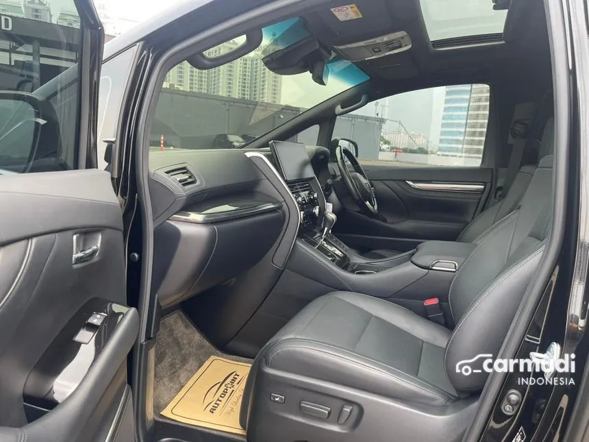 2020 Lexus LM 350 7 Seater MPV