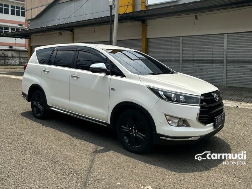 2020 Toyota Innova Venturer Wagon