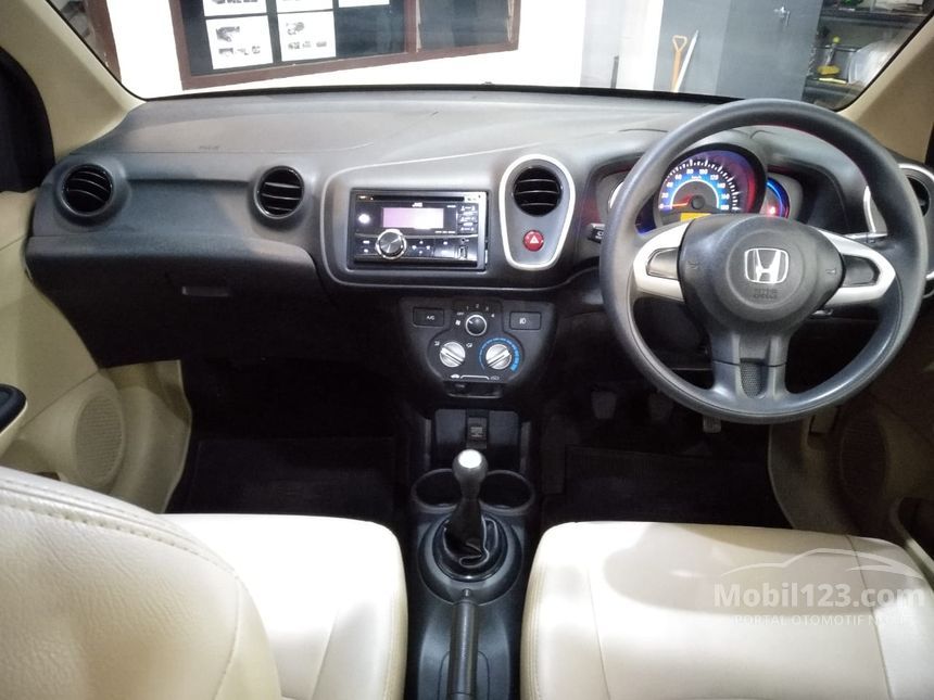 Jual Mobil Honda Mobilio  2014 E 1 5 di Jawa Timur  Manual 