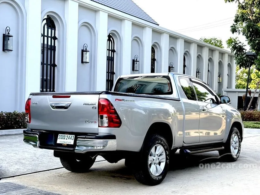 2018 Toyota HILUX REVO E Plus Prerunner Smart Cab Pickup