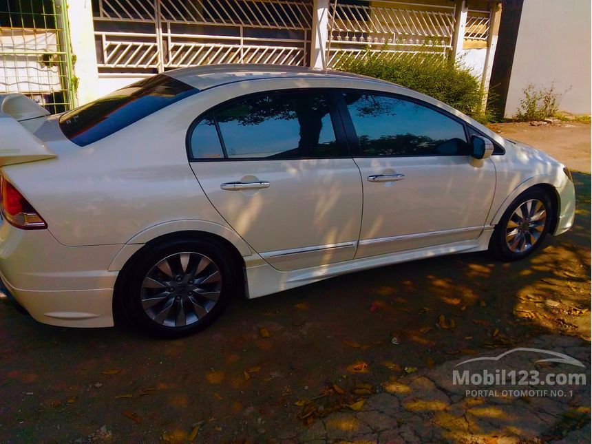 Jual Mobil Honda Civic 2011 FD 1.8 di Jawa Barat Automatic 