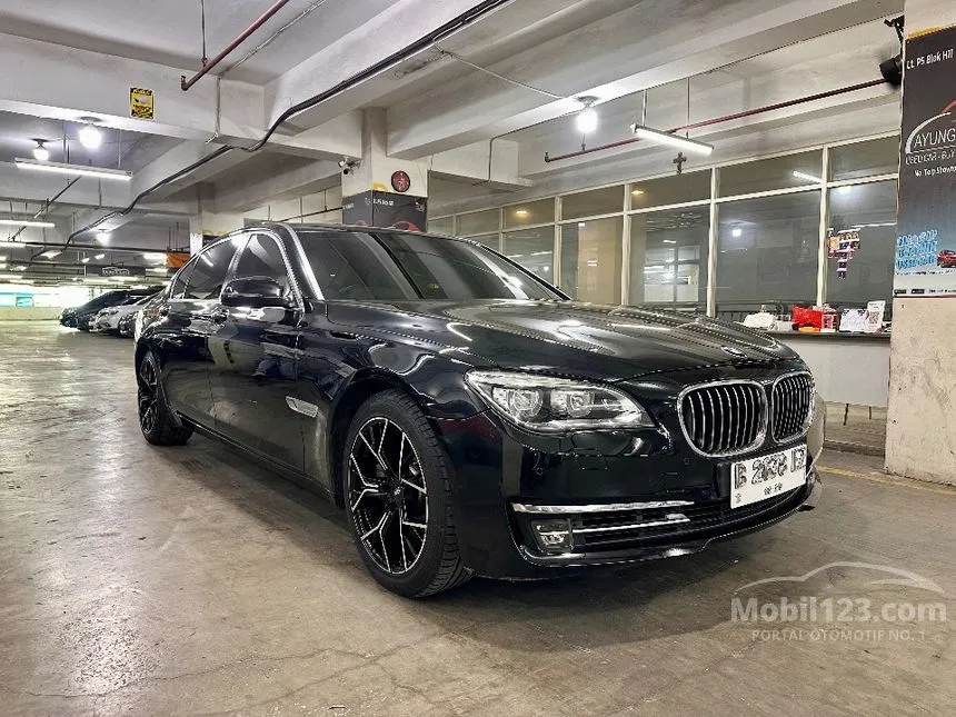 2014 BMW 740Li Sedan