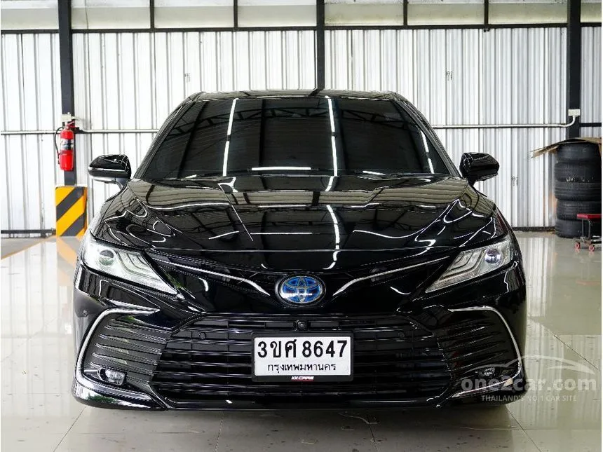 2022 Toyota CAMRY HEV Premium Luxury Sedan