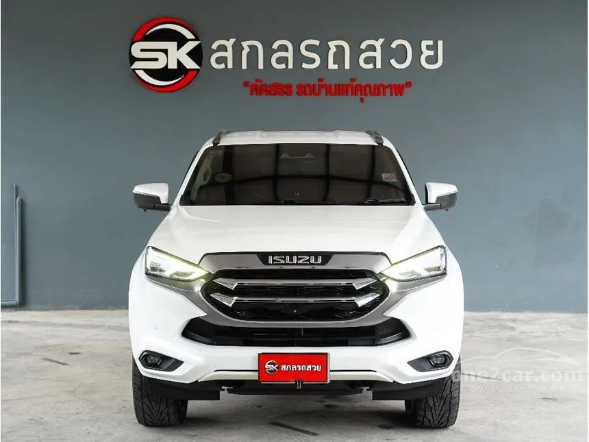 2022 Isuzu MU-X Ultimate SUV