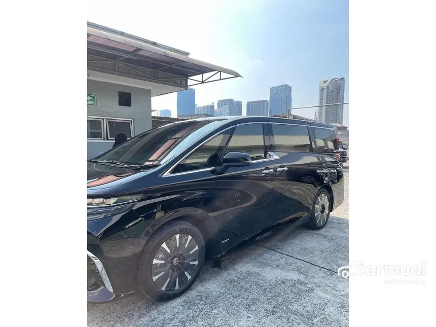 2024 Toyota Alphard G MPV