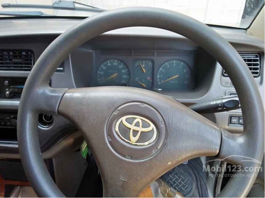 2003 Toyota Kijang Krista MPV