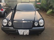 Mercedes-Benz E320 V6 A/T Full Ori