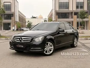 2014 Mercedes-Benz C200 1.8 Avantgarde CGI Sedan