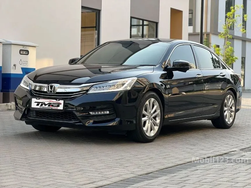 2016 Honda Accord VTi-L Sedan