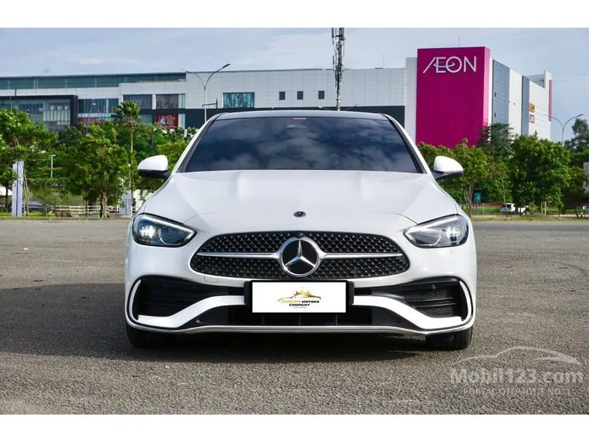 2023 Mercedes-Benz C300 AMG Line Sedan