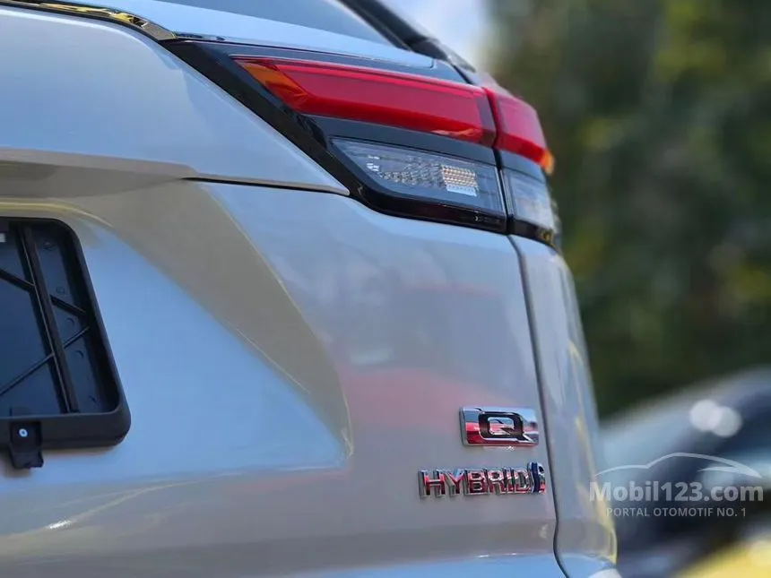 2023 Toyota Kijang Innova Zenix Q HV TSS Modellista Wagon