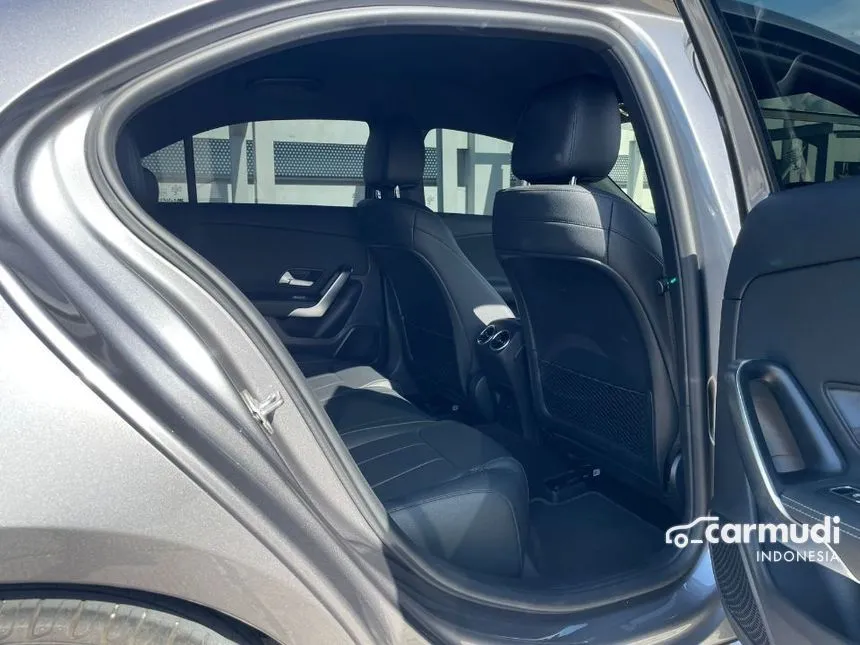 2020 Mercedes-Benz A200 progressive line Hatchback
