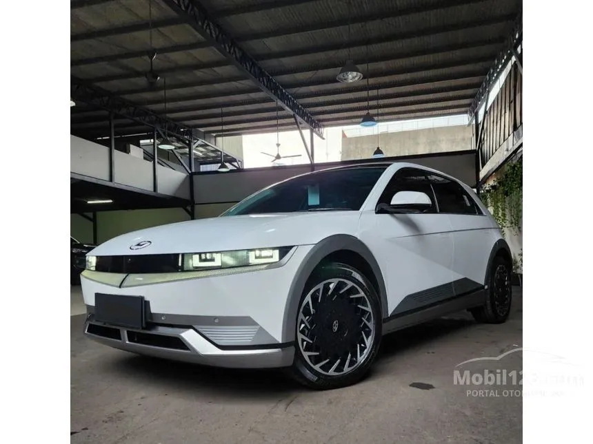 Jual Mobil Hyundai IONIQ 5 2022 Long Range Signature di DKI Jakarta ...