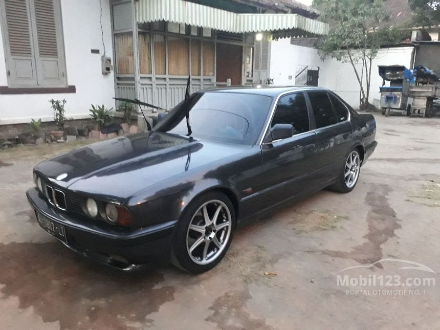 Jual Mobil  BMW  520i 1993 E34 2 0 Manual 2 0 di Yogyakarta  