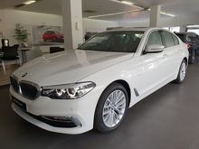 PROMO SPESIAL AKHIR TAHUN DISKON BONUS TERBESAR TERBAIK SE INDONESIA, DIJAMIN PUAS UNTUNG 2018 BMW 530i 2.0 Luxury Sedan