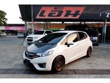 2015 Honda Jazz 1.5 (ปี 14-18) V+ i-VTEC Hatchback AT