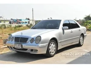 2003 Mercedes-Benz E200 Kompressor 2.0 Classic Sedan
