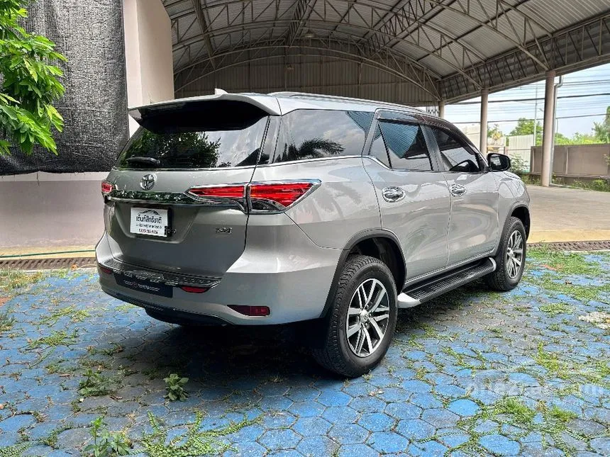 2017 Toyota FORTUNER V SUV