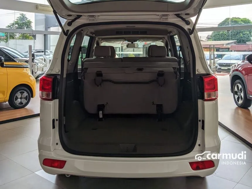 2024 Wuling Confero DB MPV