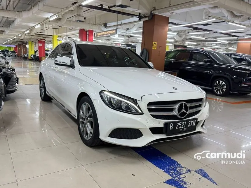 2016 Mercedes-Benz C200 Avantgarde Sedan