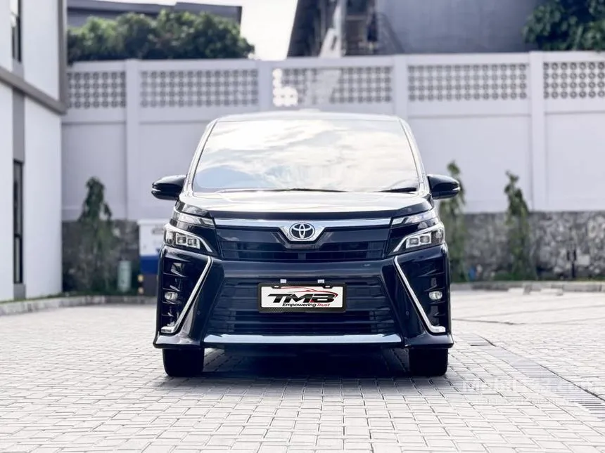 2019 Toyota Voxy MPV