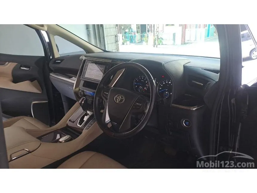 2016 Toyota Alphard G MPV