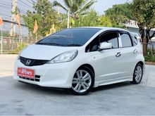 2011 Honda Jazz 1.5 (ปี 08-14) V i-VTEC Hatchback