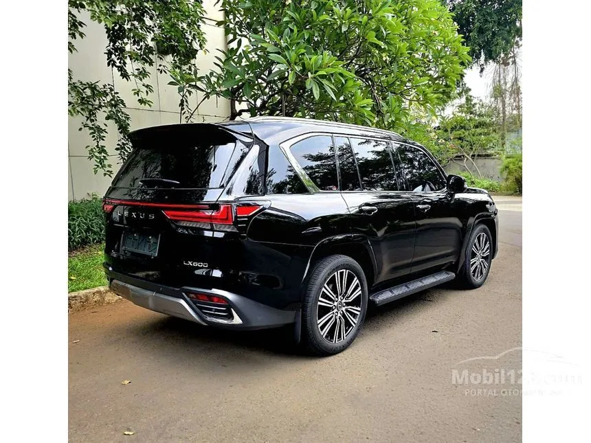 2023 Lexus LX 600 SUV