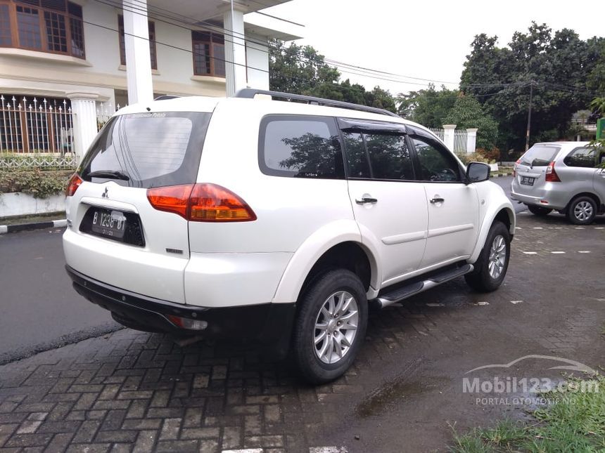 Jual Mobil  Mitsubishi Pajero  Sport  2010  Exceed  2 5 di DKI 