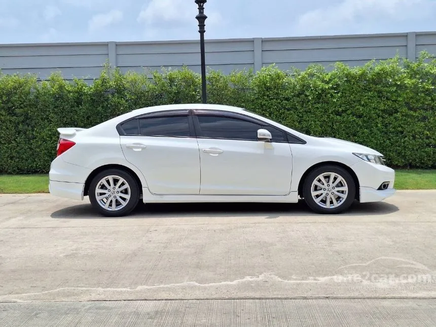 2013 Honda CIVIC E Navi Sedan