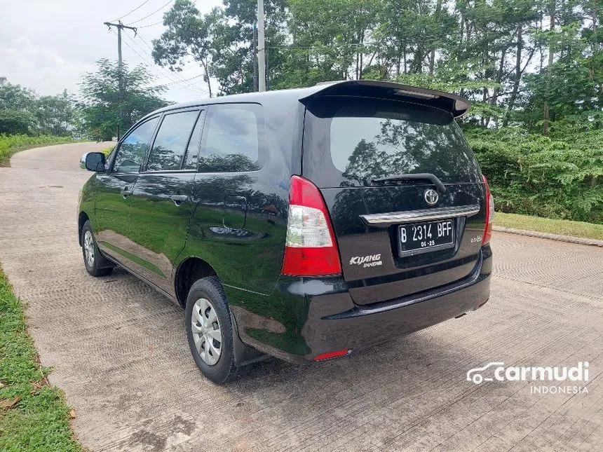 2014 Toyota Kijang Innova J MPV