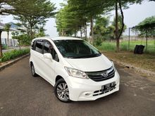 Honda Freed 1.5 S AT 2014 Putih TDP 42jt Free HP Android Khusus Minggu Ini