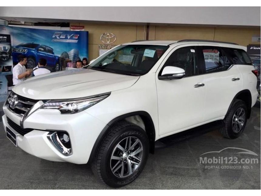 Jual Mobil Toyota Fortuner 2017 VRZ 2.4 di DKI Jakarta 