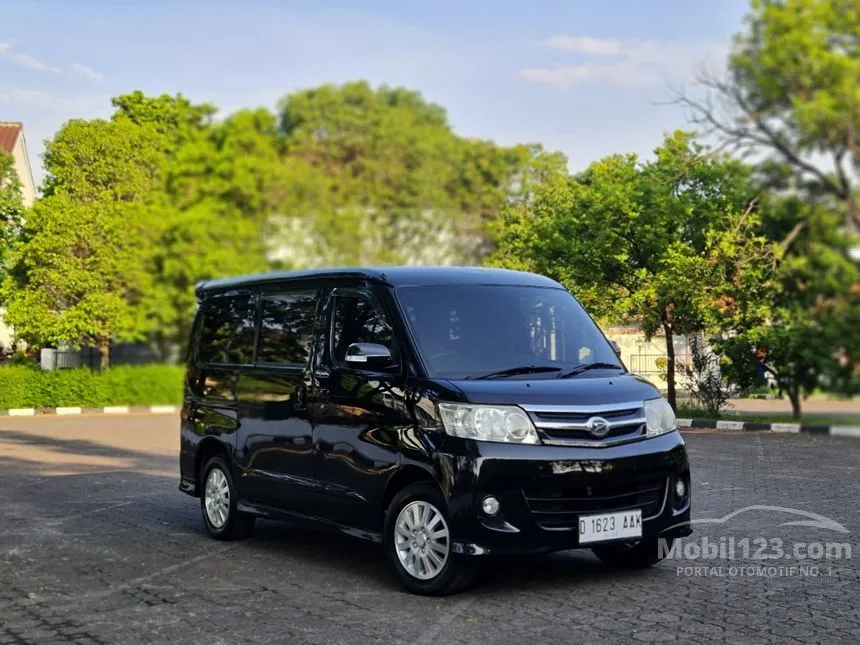 2013 Daihatsu Luxio X Wagon