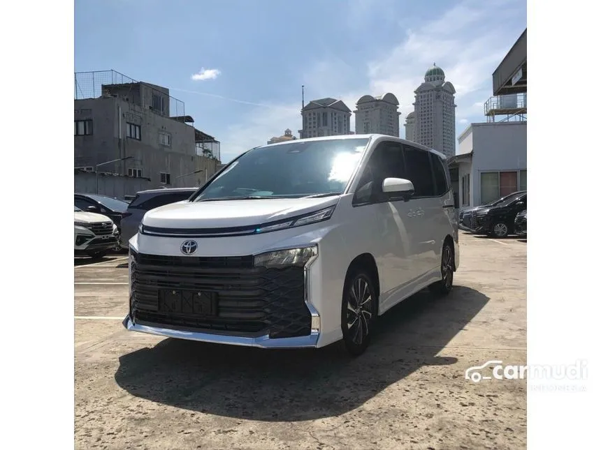 Jual Mobil Toyota Voxy 2024 2.0 di Banten Automatic Van Wagon Putih Rp 599.000.000