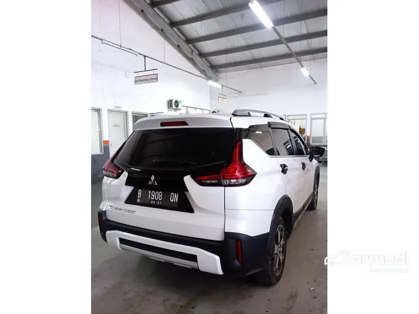 2022 Mitsubishi Xpander CROSS Premium Package Wagon