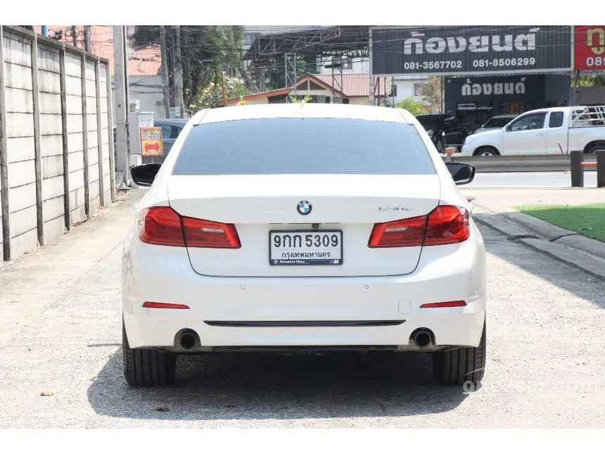 2019 BMW 530e Elite Sedan