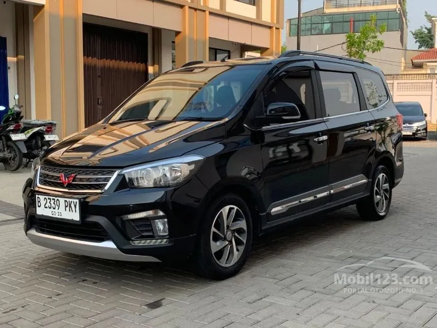 2020 Wuling Confero S L Lux MPV