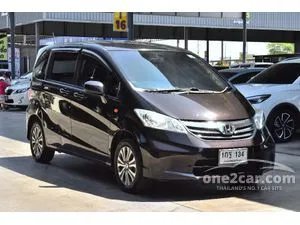 2013 Honda FREED 1.5 E Wagon