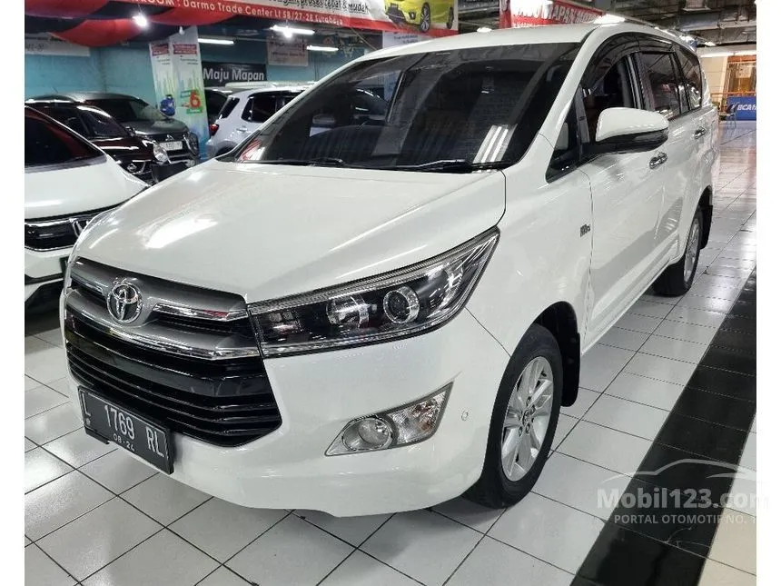 Jual Mobil Toyota Kijang Innova 2019 V 2.0 di Jawa Timur Automatic MPV Putih Rp 320.000.000