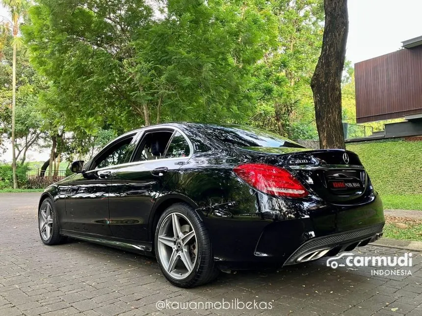 2018 Mercedes-Benz C200 AMG Sedan