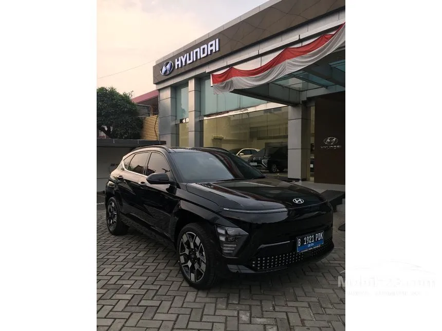 Jual Mobil Hyundai Kona 2024 Electric Long Range Signature di Jawa Barat Automatic Wagon Hitam Rp 499.573.000