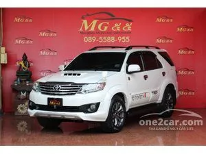 2013 Toyota FORTUNER 3.0 TRD Sportivo SUV