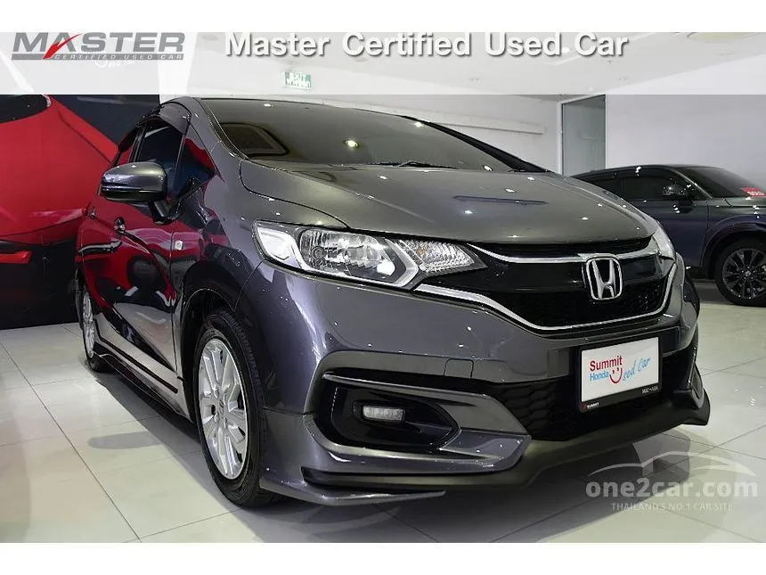 2019 Honda JAZZ V Hatchback