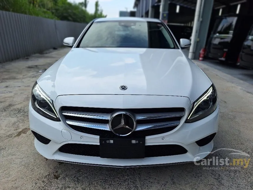 2019 Mercedes-Benz C180 AMG Sedan