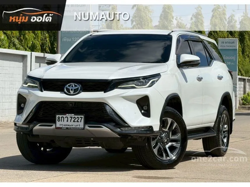 2022 Toyota FORTUNER Leader V SUV