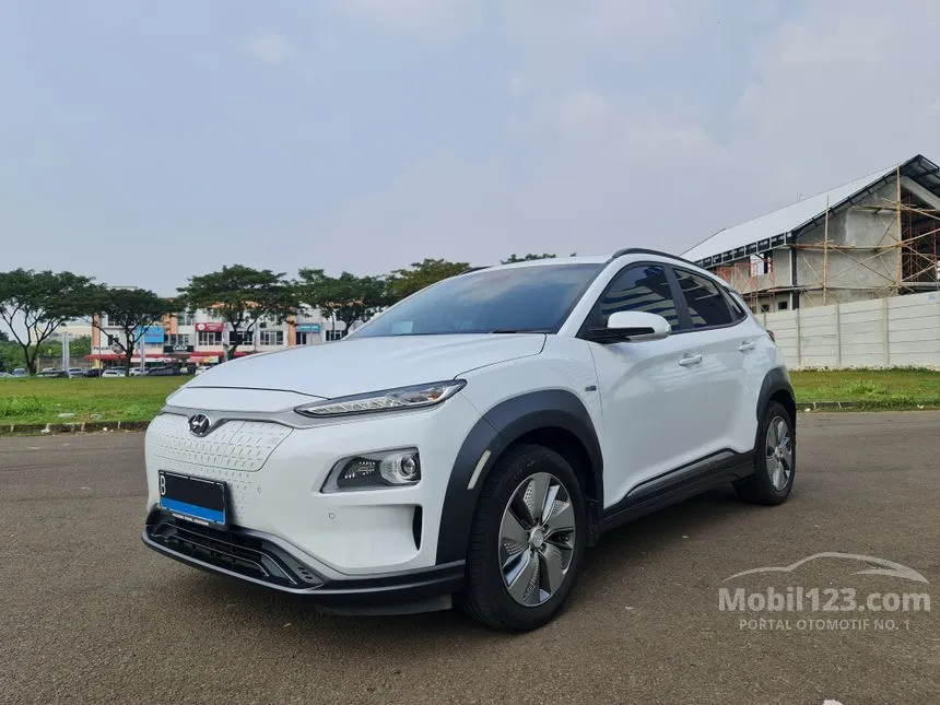 Jual Mobil Hyundai Kona 2020 Signature di Banten Automatic Wagon Putih ...