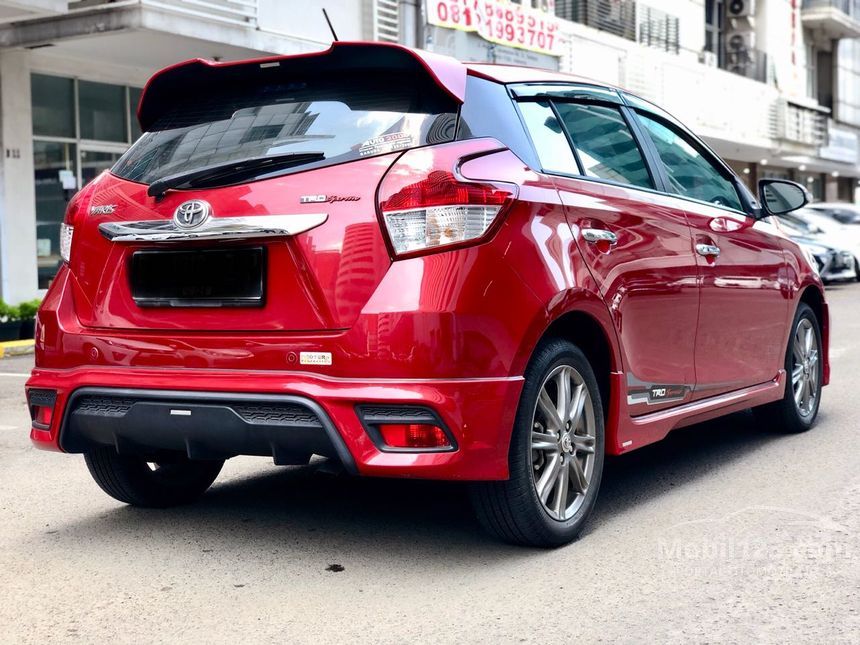 Jual Mobil Toyota Yaris 2015 TRD Sportivo 1.5 di DKI Jakarta Automatic