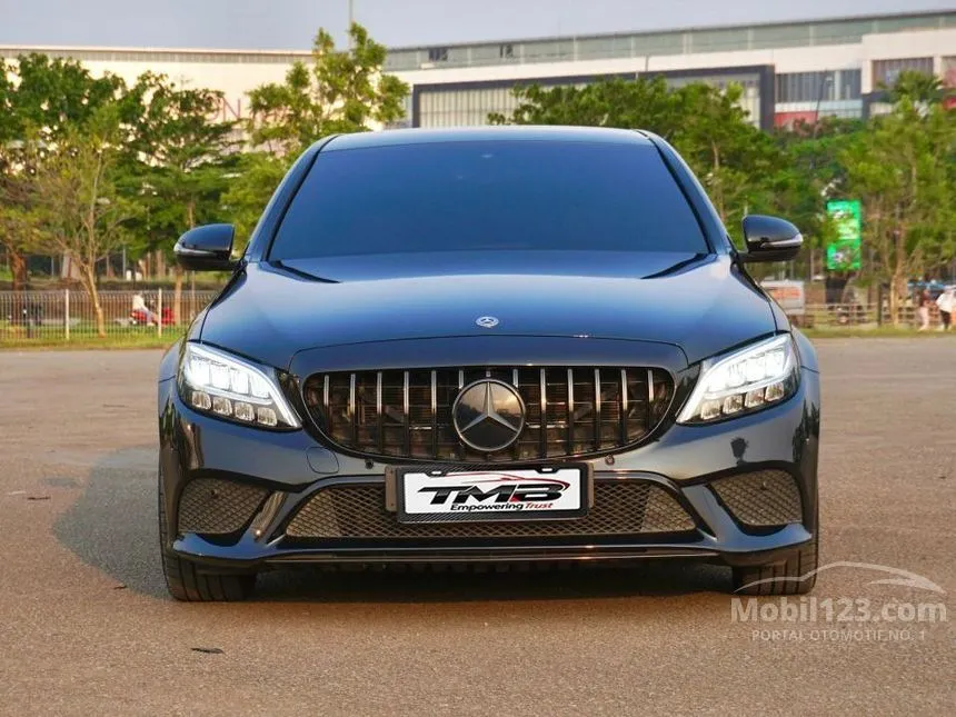 2019 Mercedes-Benz C200 EQ Boost Avantgarde Line Sedan