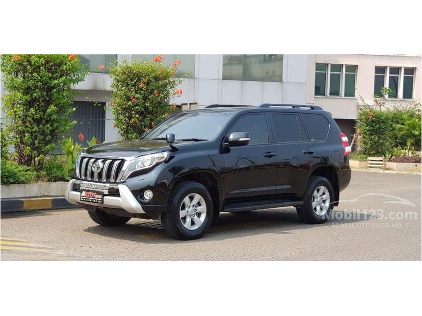 Jual Mobil  Toyota  Land Cruiser  Prado  2014 TX L 2 7 di DKI 